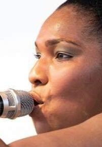 Singer - Nina Taswell